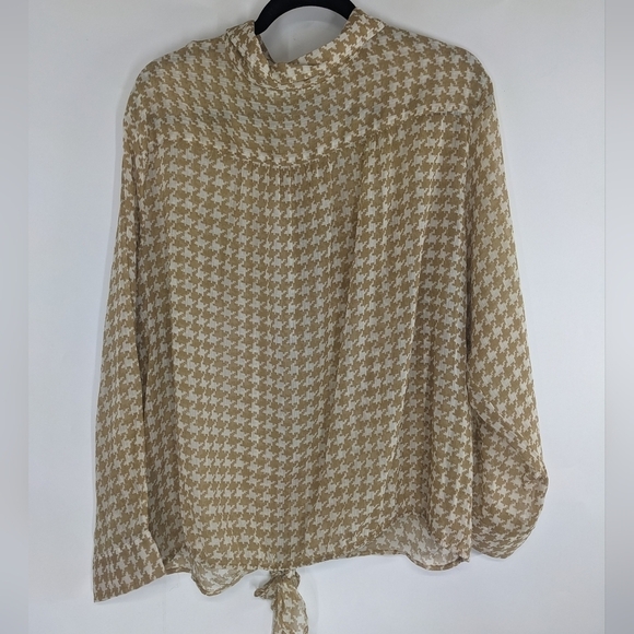 AVENUE Sheer Houndstooth Tie Front Long Sleeve Shirt - Picture 9 of 9